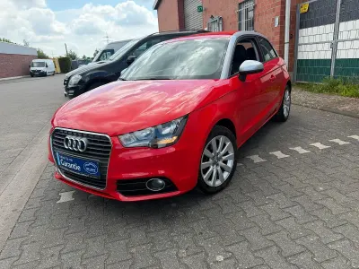 Gebraucht Audi A1 Ambition 122 PS (89 kW) 2015 Rot Kleinwagen