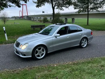 Gebraucht Mercedes E500 Avantgarde 306 PS (225 kW) 2003 Silber Limousine