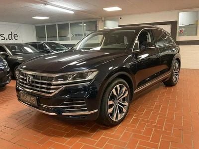 Second-hand VW Touareg Elegance 381 CP (280 kW) 2022 Albastru SUV