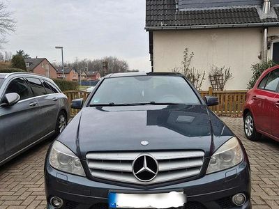 Grau Gebraucht 2008 Mercedes C230 Limousine | 4.000 €