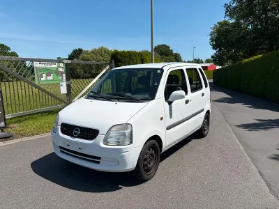 Gebraucht Opel Agila 58 PS (42 kW) 2002 Weiß Van / Kleinbus