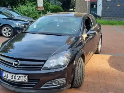 Gebraucht Opel Astra GTC Sport 125 PS (91 kW) 2005 Schwarz Coupé