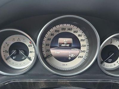 Mercedes E220