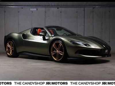 Gebraucht Ferrari 296 829 PS (609 kW) 2024 Grün Cabrio