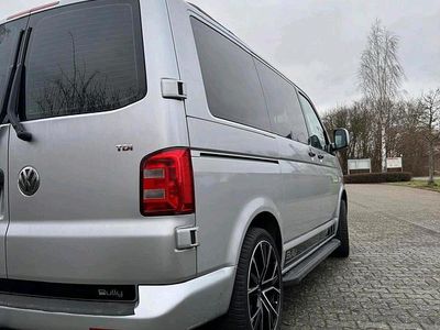 Gebraucht VW T5 130 PS (95 kW) 2008 Silber Van