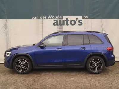 Gebraucht Mercedes GLB180 Business 136 PS (100 kW) 2022 Blau SUV