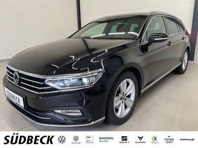 Deep black perleffekt Gebraucht 2022 VW Passat Elegance Kombi | 28.380 € (Fairer Preis)