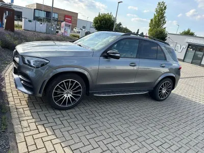 Gebraucht Mercedes GLE400 330 PS (242 kW) 2023 Grau SUV