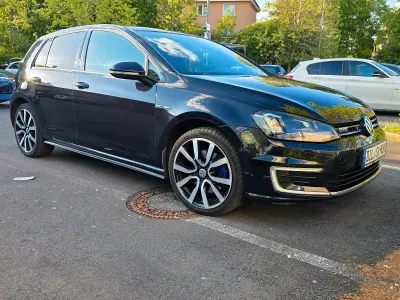 Gebraucht VW Golf VII GTE 200 PS (147 kW) 2015 Schwarz Kleinwagen