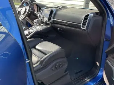 Gebraucht Porsche Cayenne GTS 441 PS (324 kW) 2017 SUV