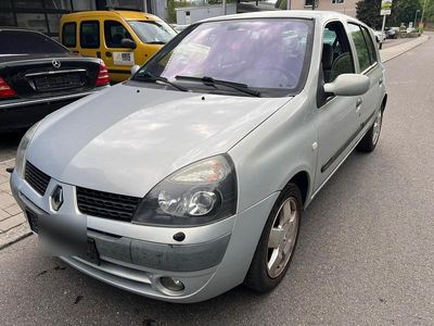 Renault Clio II