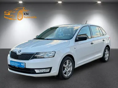 Käytetty Skoda Rapid 75 HP (55 kW) 2014 Valkoinen Viistoperä