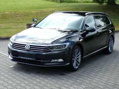 Gebraucht VW Passat Highline 220 PS (161 kW) 2015 Deep black perleffekt Kombi