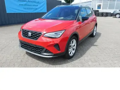 Gebraucht Seat Arona FR-Line 110 PS (80 kW) 2023 Emocionrot s3h SUV