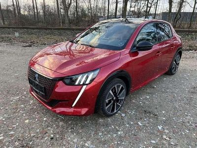 Gebraucht Peugeot e-208 100 kW (136 PS) 2021 Lackierung elixierrot/typ ver Kleinwagen
