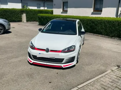 Gebraucht VW Golf VII GTI 300 PS (220 kW) 2013 Weiß Limousine