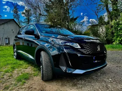 Gebraucht Peugeot 5008 GT 131 PS (96 kW) 2024 Schwarz SUV