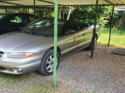 Chrysler Stratus