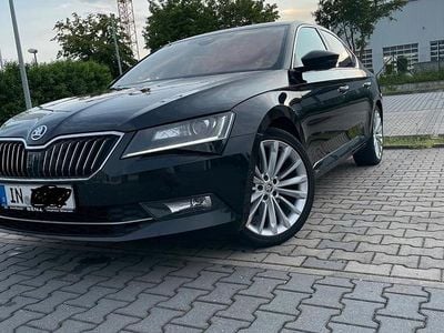 Gebraucht Skoda Superb 190 PS (139 kW) 2017 Schwarz Limousine