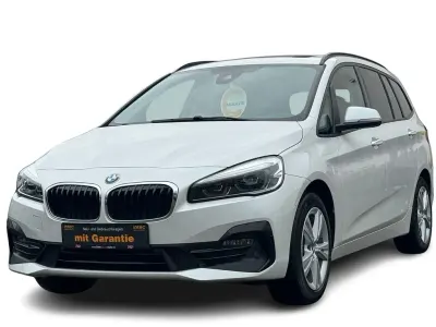 Gebraucht BMW 218 Gran Tourer Sport Line 150 PS (110 kW) 2019 Weiß Van / Kleinbus