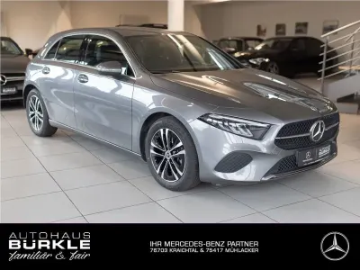 Gebraucht Mercedes A180 Progressive 136 PS (100 kW) 2025 Grau Limousine