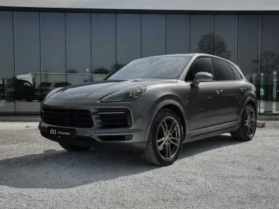 Używany Porsche Cayenne 340 KM (250 kW) 2018 Szary SUV