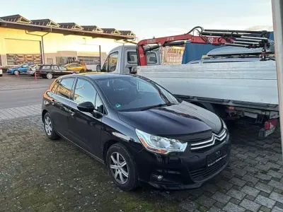 Gebraucht Citroën C4 112 PS (82 kW) 2011 Schwarz Limousine