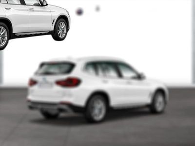 Weiß Gebraucht 2022 BMW X3 Efficient Dynamics SUV | 44.870 € (Etwas zu teuer)