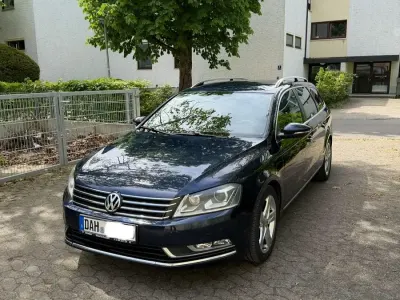 Gebraucht VW Passat 170 PS (125 kW) 2011 Blau Kombi