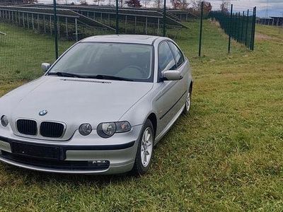 Gebraucht BMW 316 116 PS (85 kW) 2004 Silber Limousine