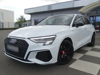 Gebraucht Audi A3 S-Line 150 PS (110 kW) 2023 Farbe: Limousine