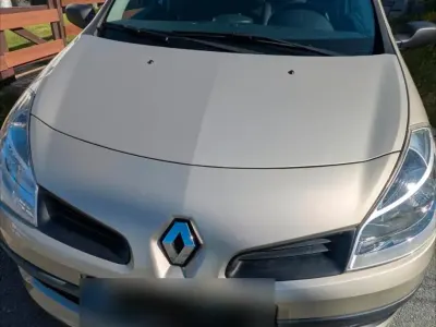 Gebraucht Renault Clio II 75 PS (55 kW) 2006 Braun Limousine