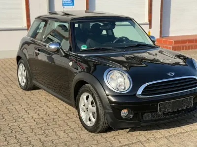 Gebraucht Mini ONE 75 PS (55 kW) 2009 Schwarz Kleinwagen