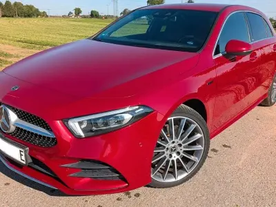 Gebraucht Mercedes 250 AMG 218 PS (160 kW) 2020 Rot Limousine