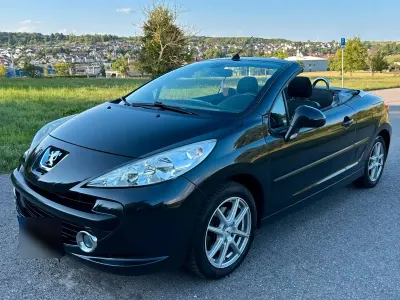 Gebraucht Peugeot 207 CC 120 PS (88 kW) 2007 Schwarz Cabrio