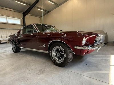 Usata Ford Mustang Fastback 224 CV (164 kW) 1967 Rosso