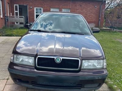 gebraucht Skoda Octavia 1,6l