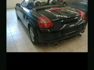 Gebraucht Toyota MR2 140 PS (102 kW) 2001 Schwarz Cabrio