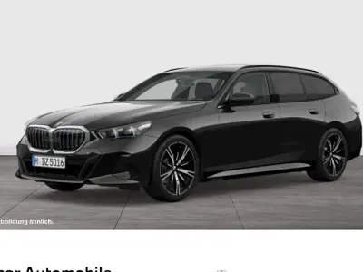 Gebraucht BMW 520 Comfort Edition 197 PS (144 kW) 2025 Schwarz Kombi