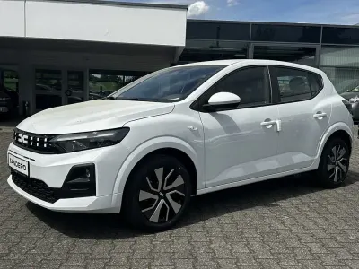 Ny Dacia Sandero Expression 101 HK (74 kW) 2026 Hvid Sedan