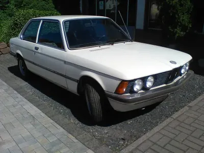 Gebraucht BMW 320 122 PS (89 kW) 1979 Weiß Limousine