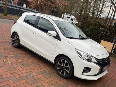 Gebraucht Mitsubishi Space Star 80 PS (58 kW) 2021 Weiß Kleinwagen