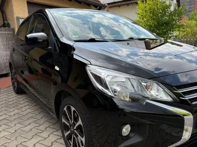 Gebraucht Mitsubishi Space Star 71 PS (52 kW) 2021 Schwarz Kleinwagen