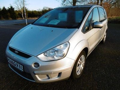 Gebraucht Ford S-MAX Titanium 140 PS (102 kW) 2006 Silber Van / Kleinbus