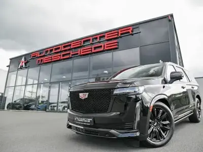 Gebraucht Cadillac Escalade 426 PS (313 kW) 2022 Schwarz SUV