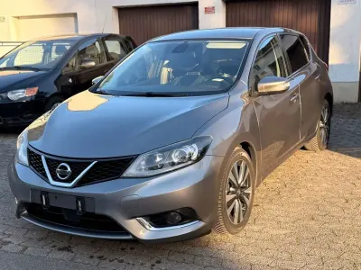 Gebraucht Nissan Pulsar N-Connecta 190 PS (139 kW) 2017 Grau Kleinwagen