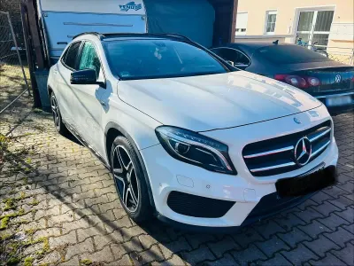Gebraucht Mercedes GLA220 AMG 170 PS (125 kW) 2014 Weiß SUV