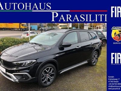 Cinema schwarz metallic Gebraucht 2023 Fiat Tipo Cross Kombi | 23.990 € (Teuer)