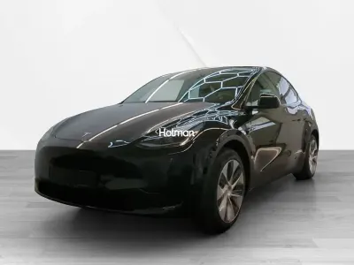 Käytetty Tesla Model Y Standard Range 219 kW (299 HP) 2023 Musta Katumaasturi