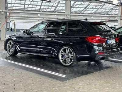 BMW M550